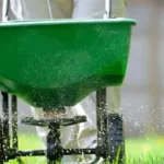 How & When to Fertilize Your Lawn in the Midwest
